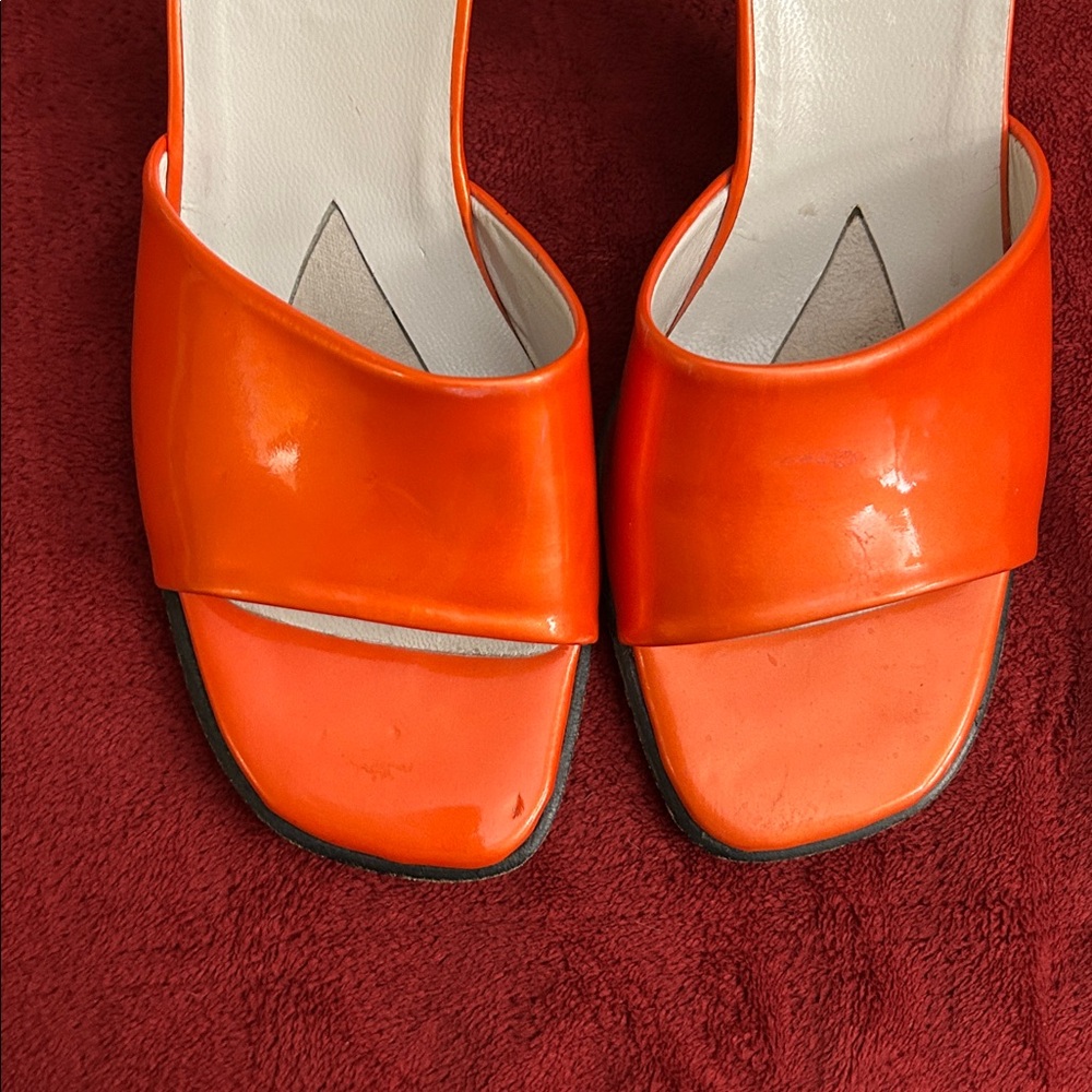 Stuart Weitzman heels - Picture 9 of 11